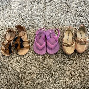 Bundle of girls size 5 toddler shoes